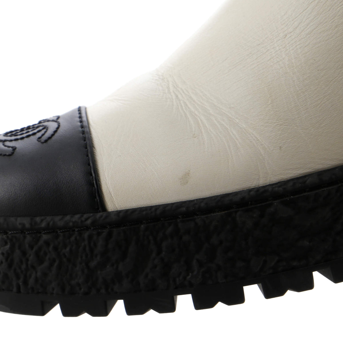 Women's CC Turnlock Cap Toe Chelsea Boots Leather