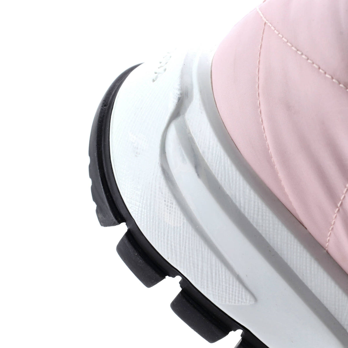 Women's Piuma Runner Sneakers Quilted Re-Nylon