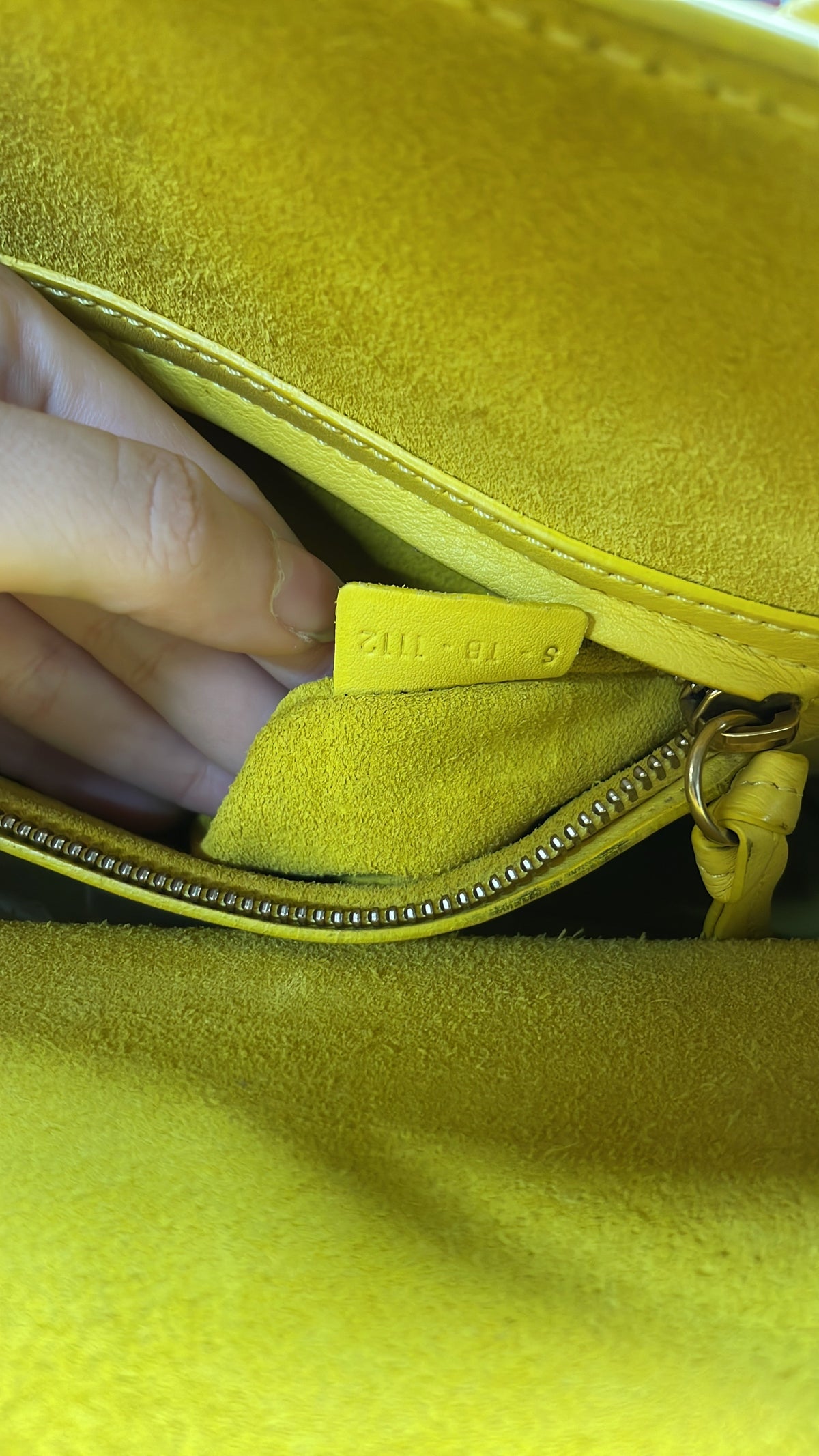Phantom Bag Smooth Leather Medium