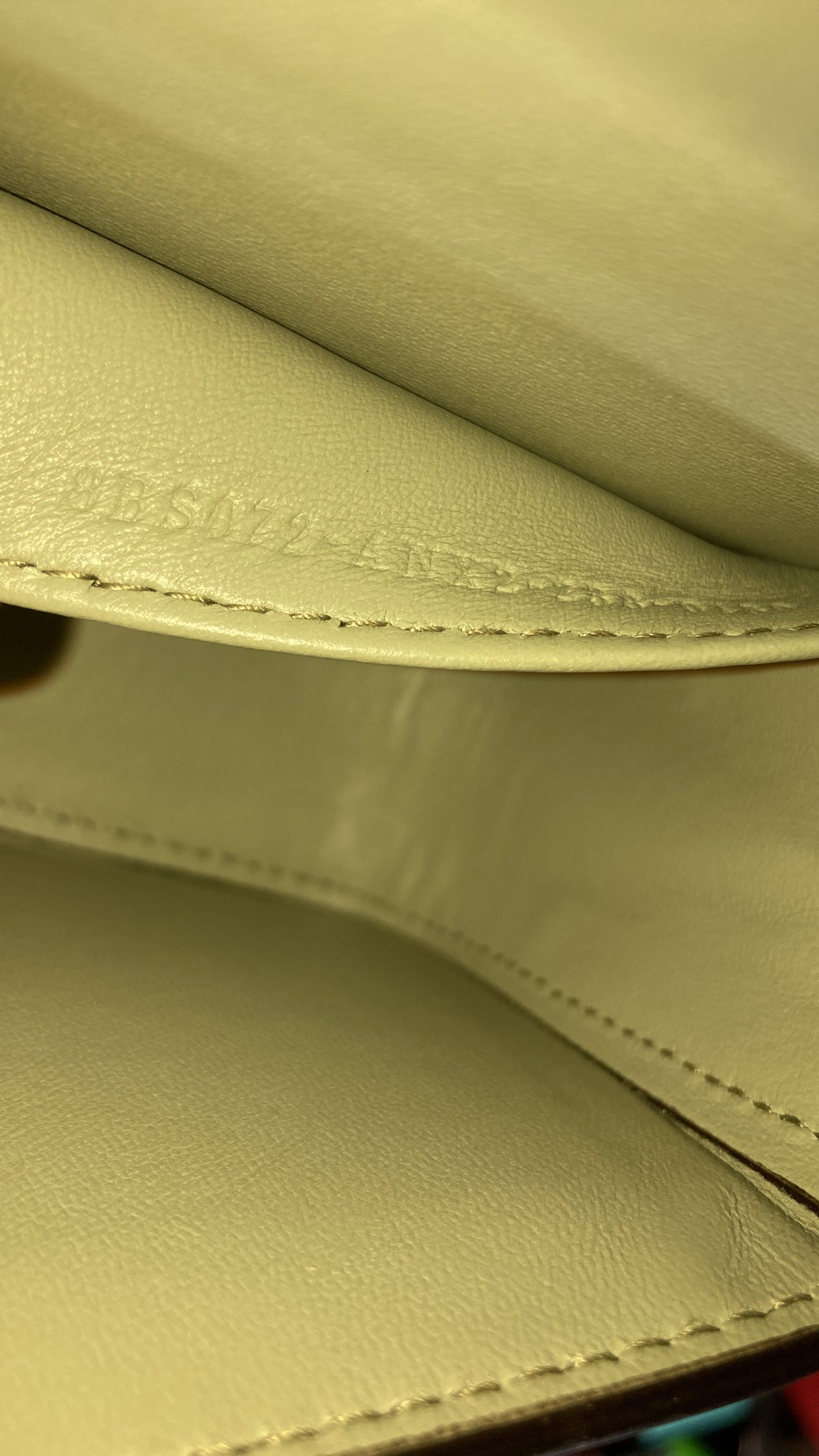 First Sight Cluth Bag Leather