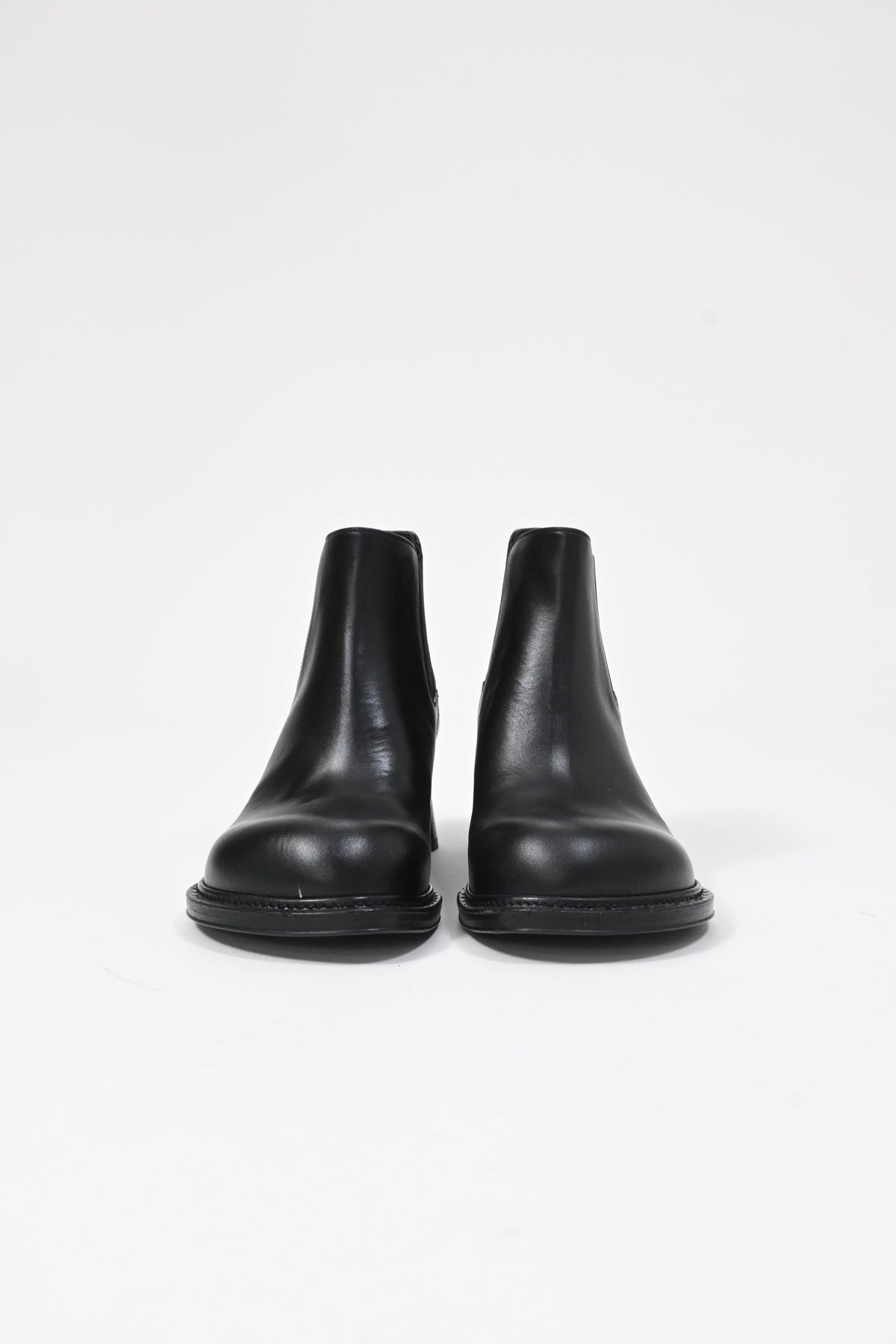 Bottega Veneta Cliff Chelsea Ankle Boots in Black Leather