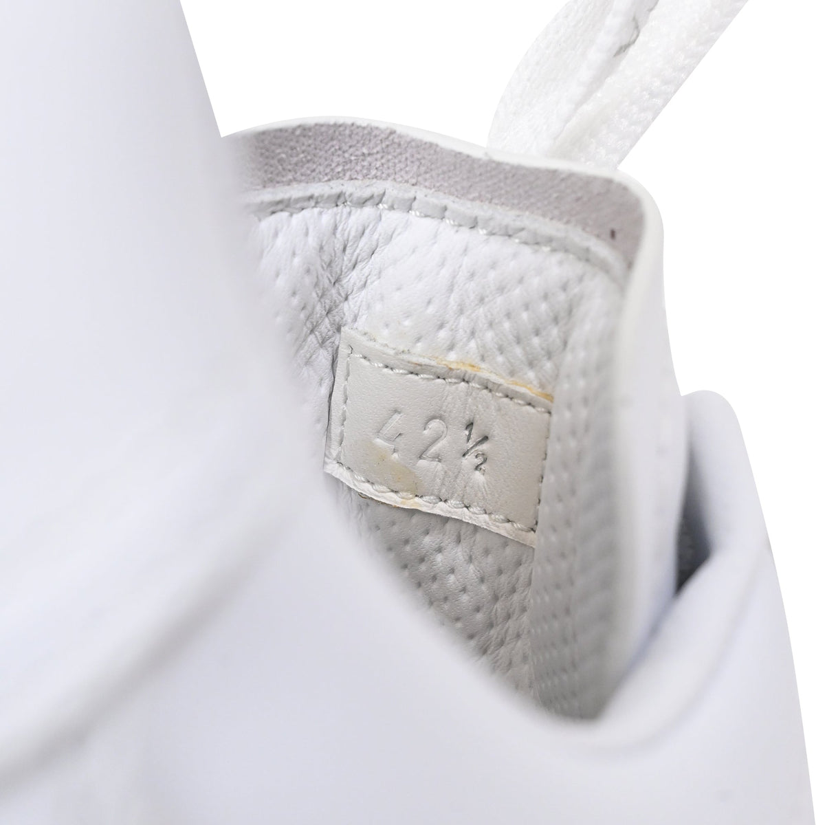 Bottega Veneta Low-Top Sneakers in White Leather