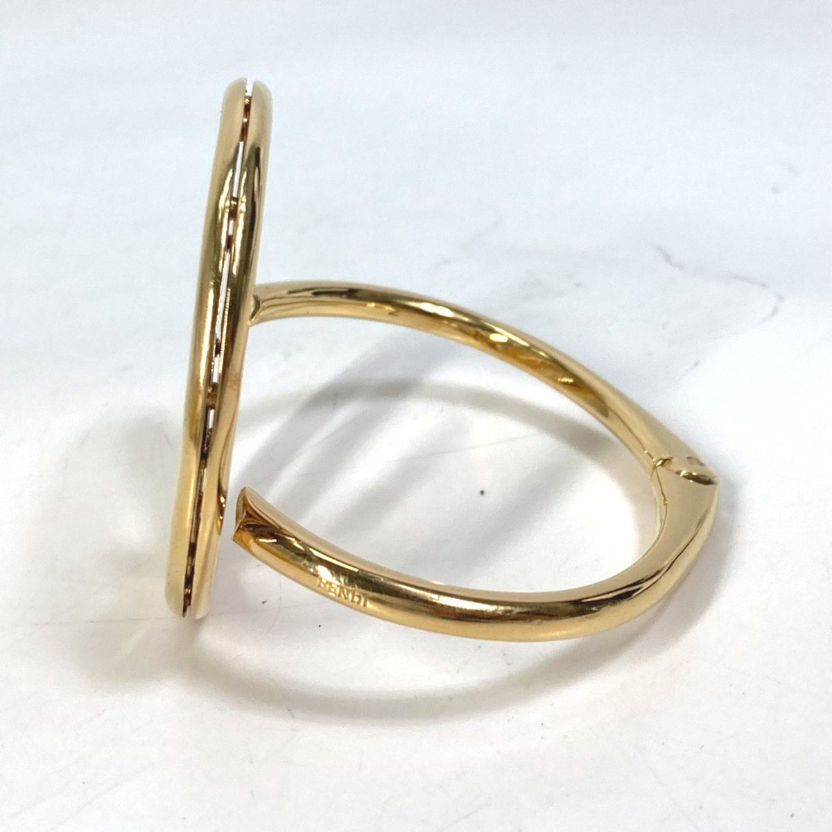 Bracelet Gold-Tone Metal
