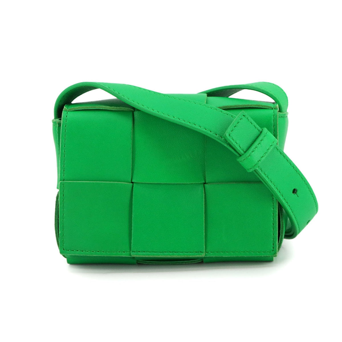 Cassette Crossbody Bag Maxi Intrecciato Leather