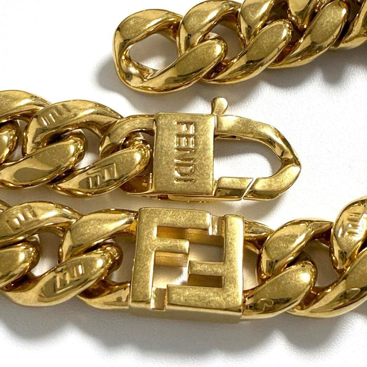 Gourmet Chain Kihei Pendant Necklace Metal