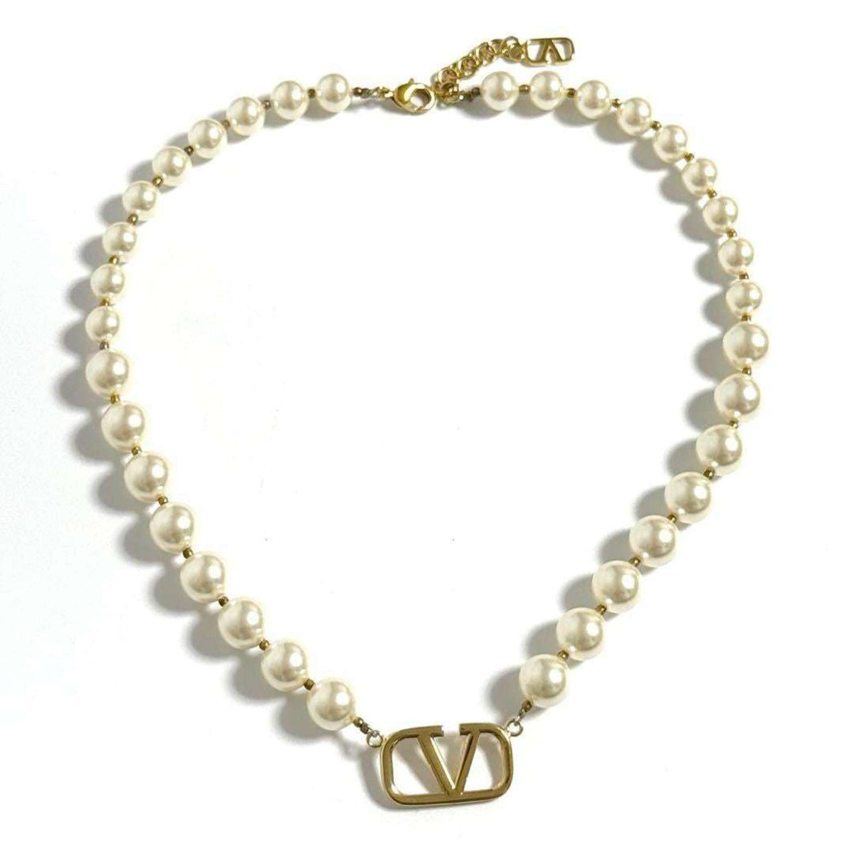 V Pendant Necklace Artificial Pearl and Metal