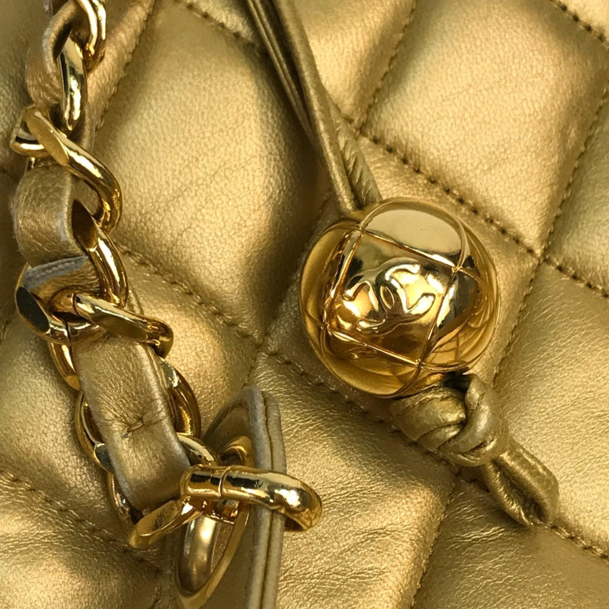 Vintage Slit Pocket Shoulder Bag Quilted Lambskin Medium