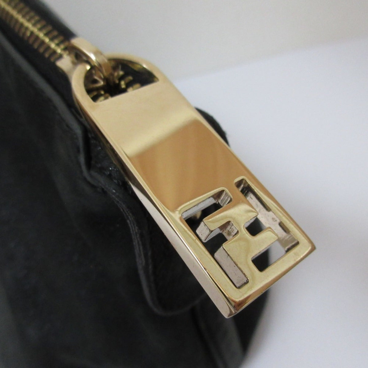 FF Chain Tote Nubuck