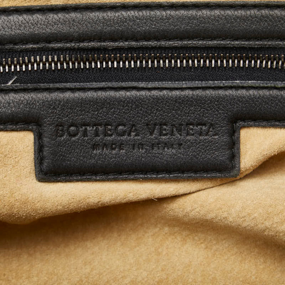 Cabat Tote Intrecciato Nappa Medium