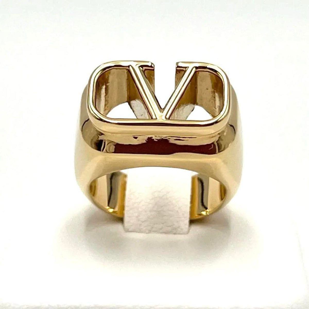V Ring Metal