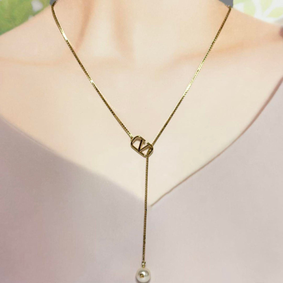 Pendant Necklace Artificial Pearl and Metal