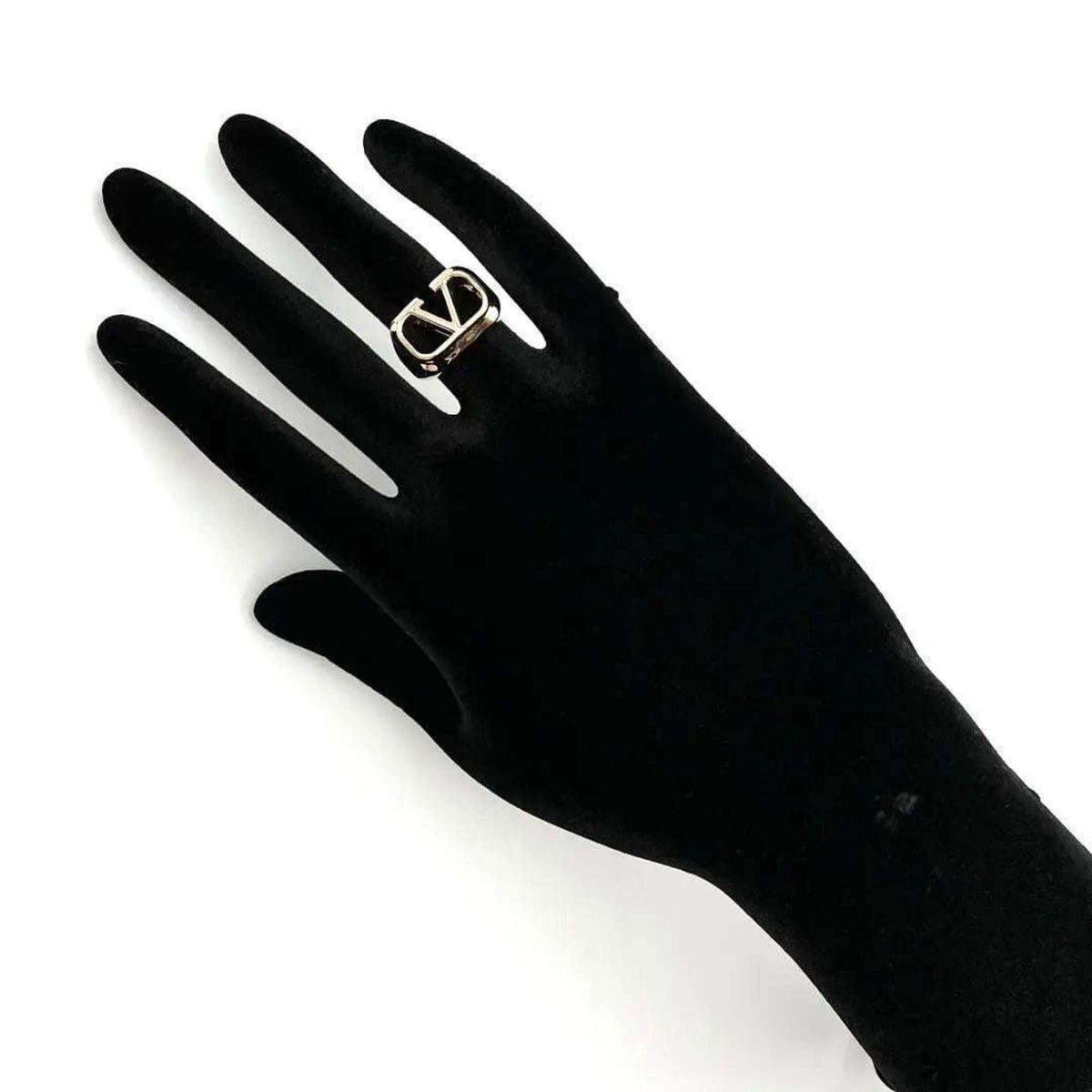 V Ring Metal