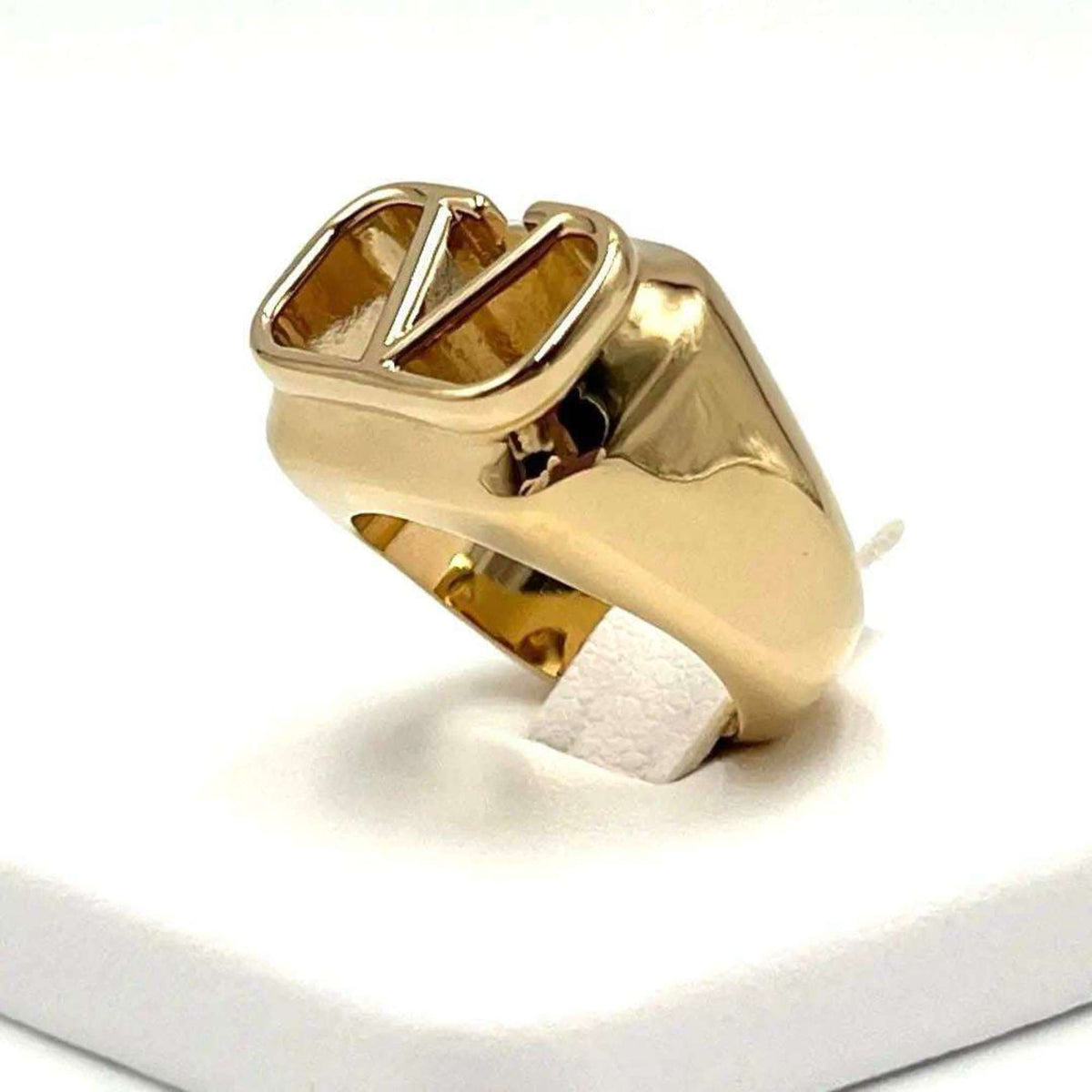 V Ring Metal