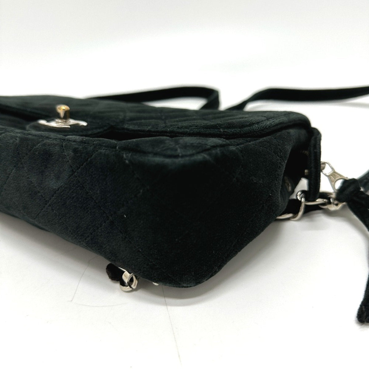 Vintage Classic Flap Backpack Quilted Velvet Medium