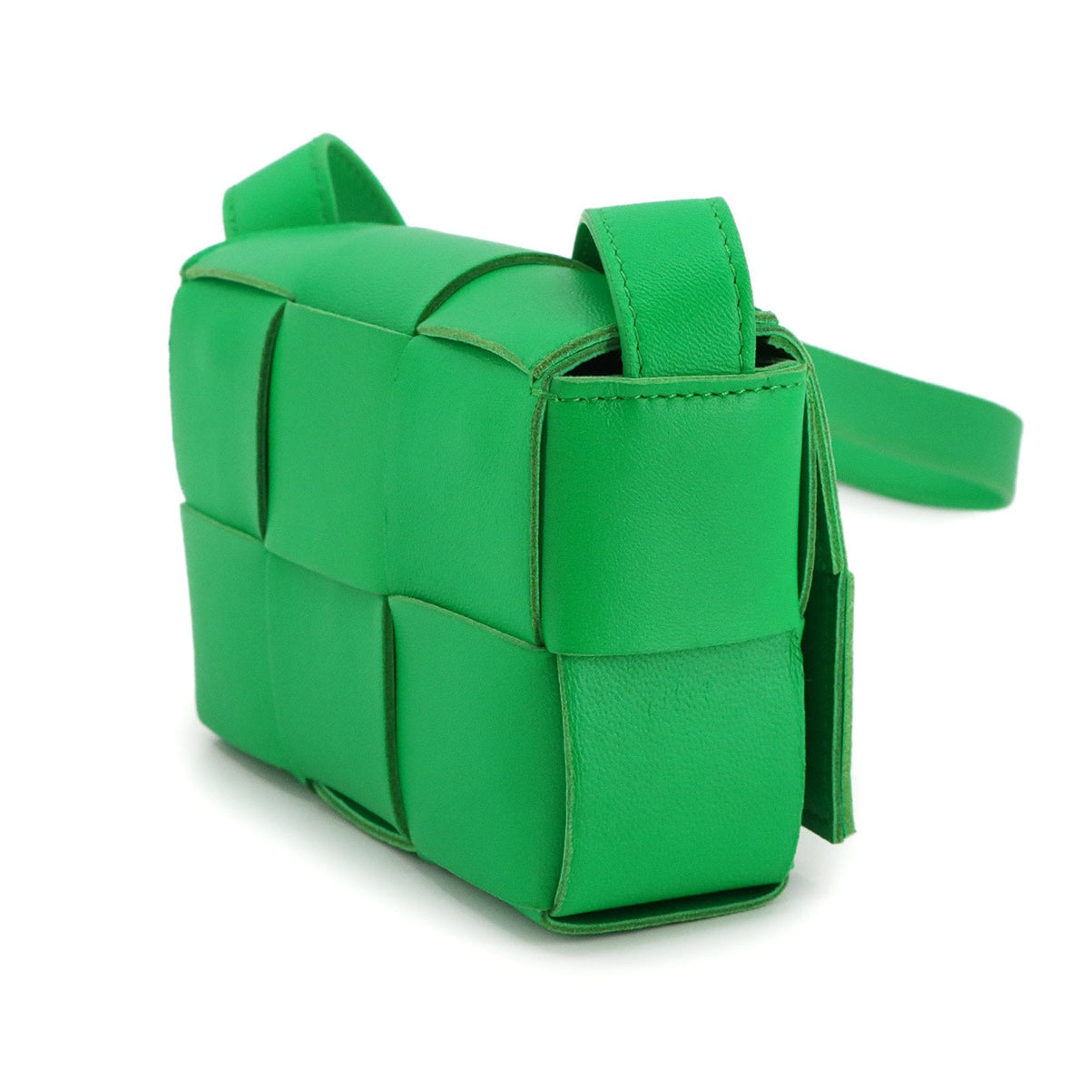 Cassette Crossbody Bag Maxi Intrecciato Leather