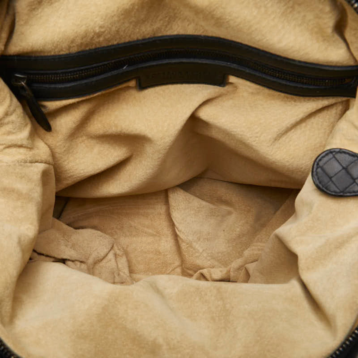 Cabat Tote Intrecciato Nappa Medium