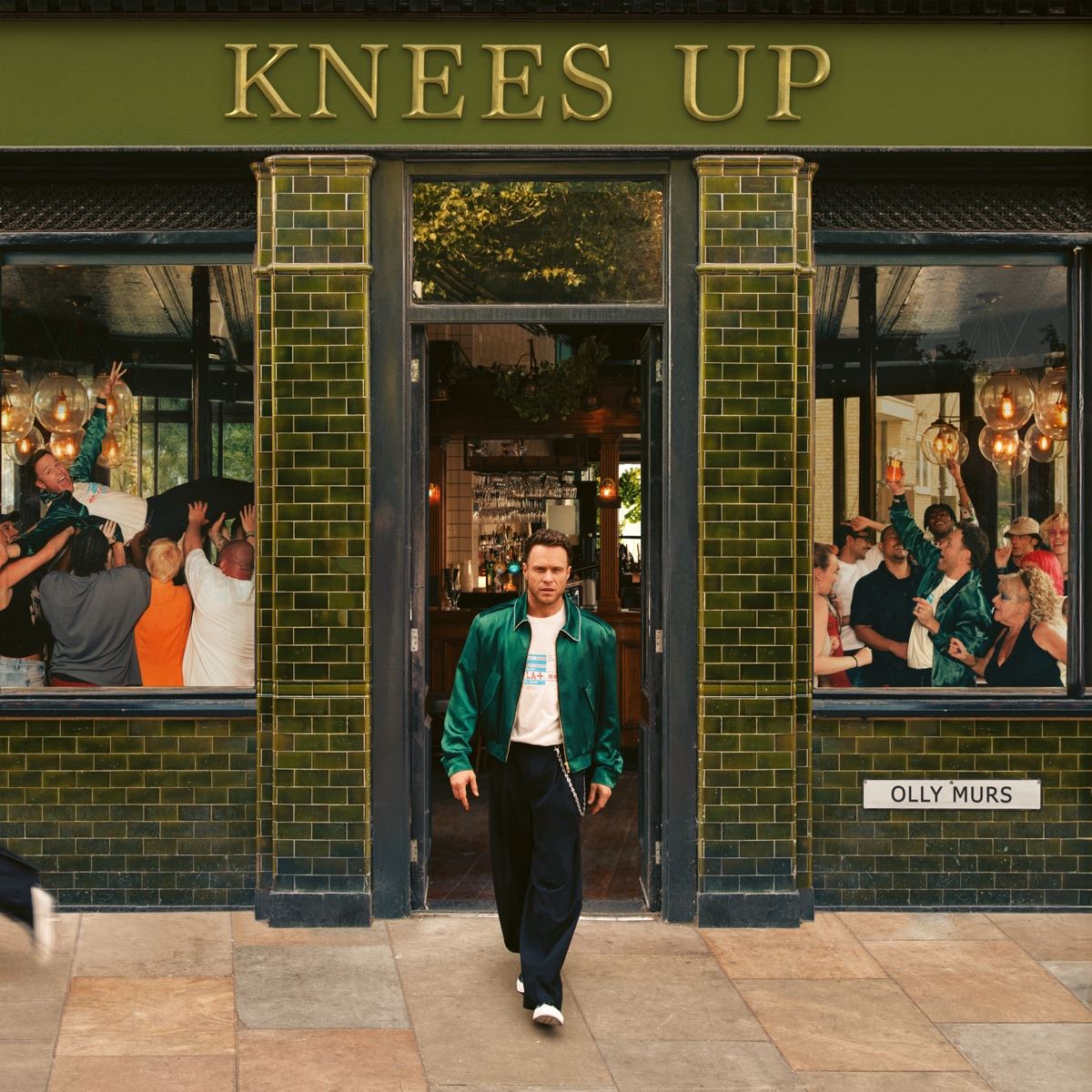 Olly Murs - Knees Up