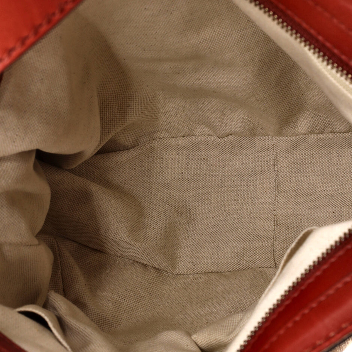 Sukey Messenger Bag GG Canvas Medium