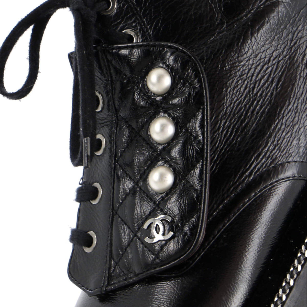 Women's Cap Toe CC Chain Around Pearl Combat Boots Leather
