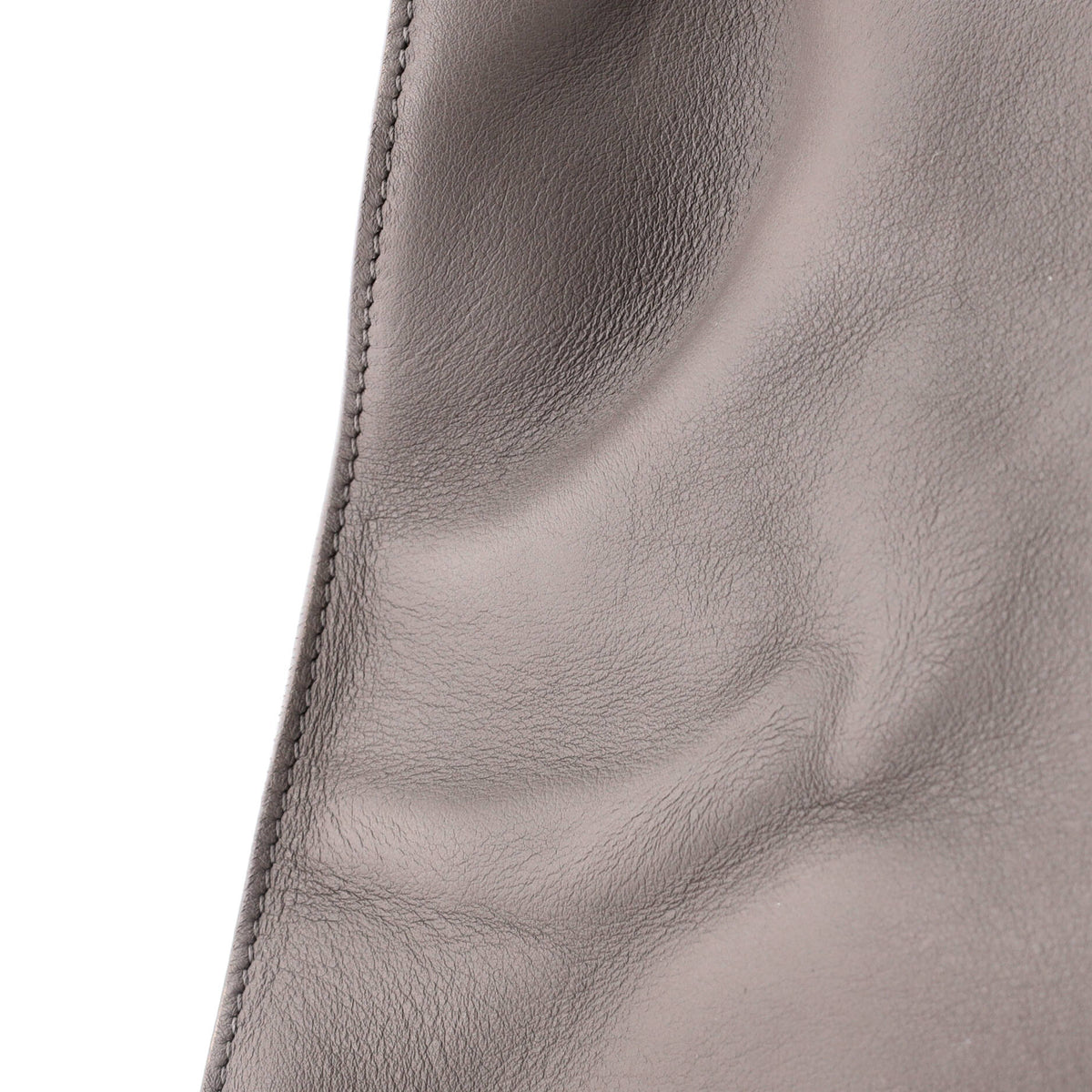 Classic Y Cabas Leather Small
