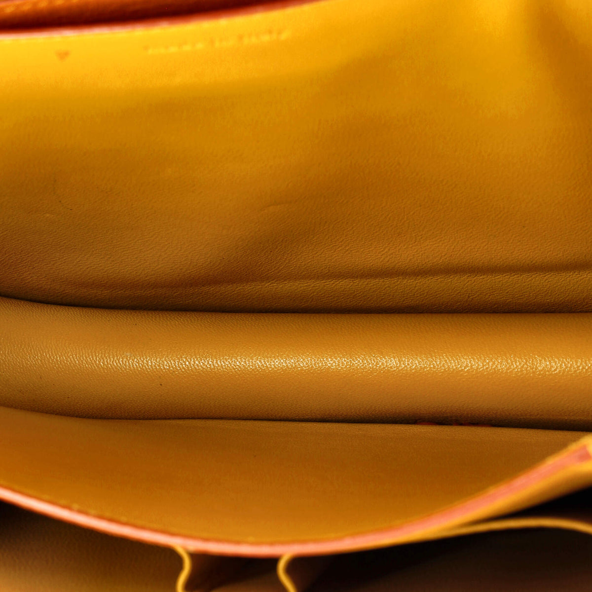 Classic Box Bag Grainy Leather Medium