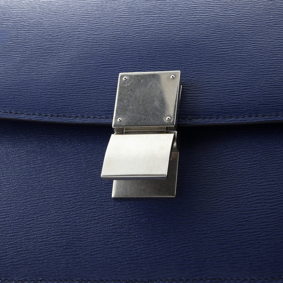 Classic Box Bag Grainy Leather Medium