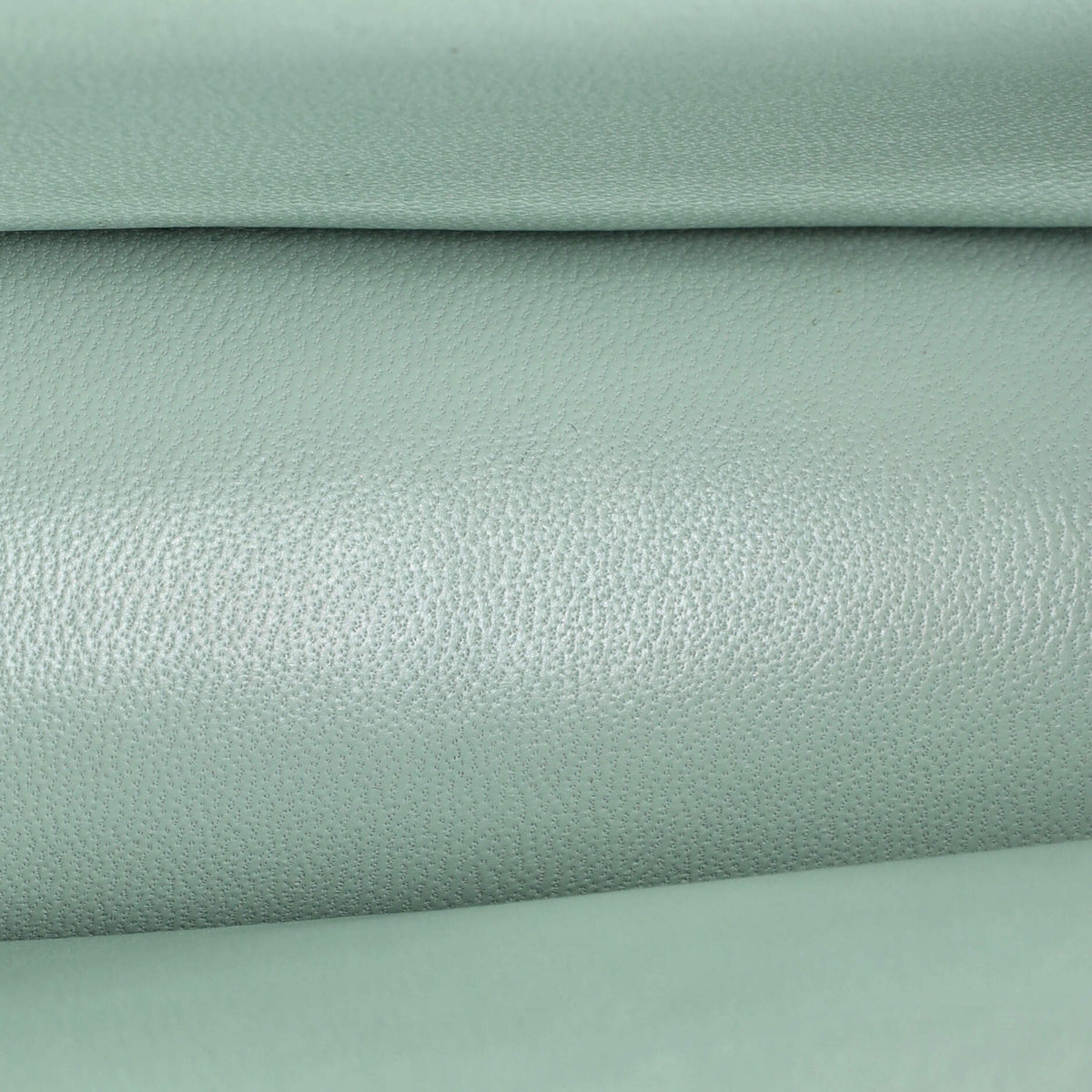 Classic Box Bag Grainy Leather Small