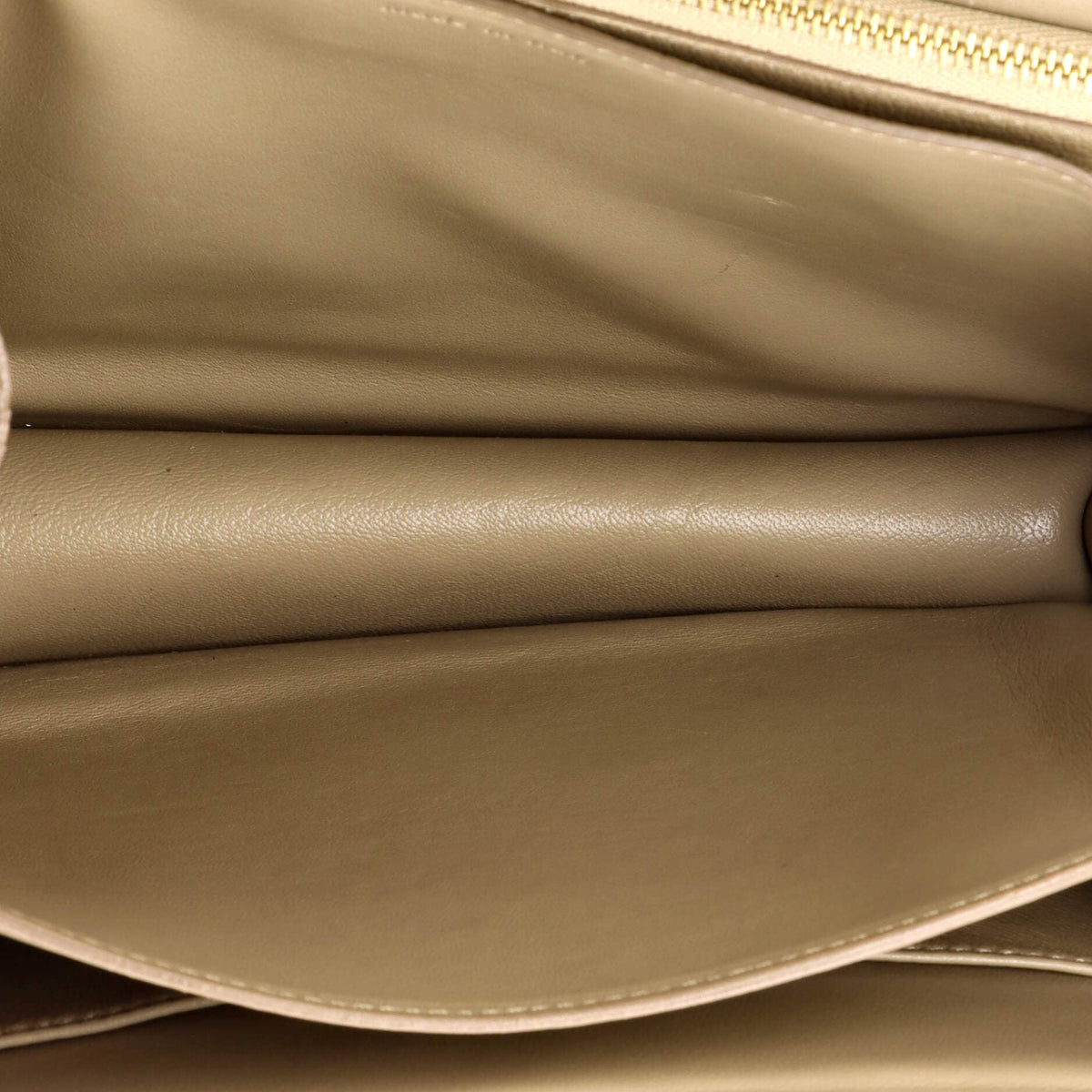Classic Box Bag Grainy Leather Medium