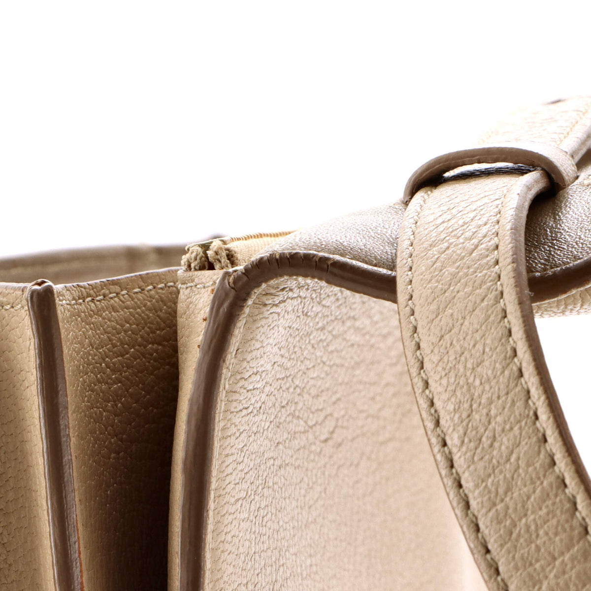 Classic Box Bag Grainy Leather Medium