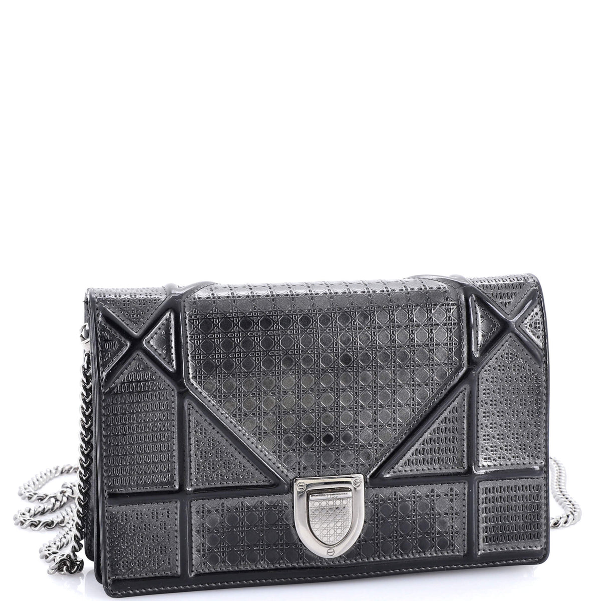 Diorama Wallet on Chain Cannage Embossed Calfskin