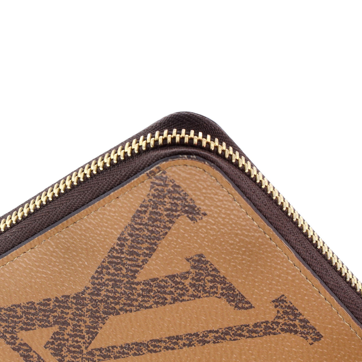 Zippy Wallet Reverse Monogram Giant