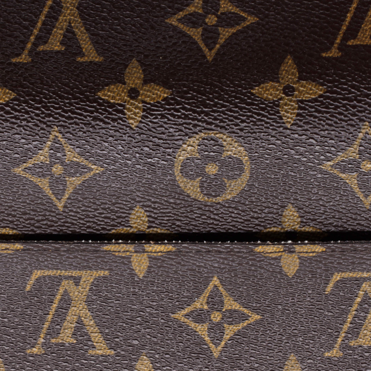 Sarah Wallet NM Monogram Canvas