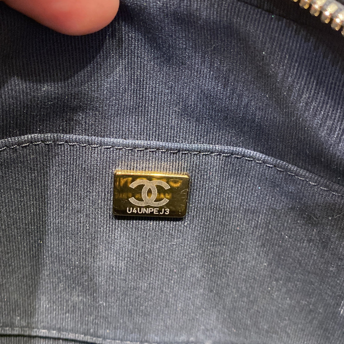 Logo Twin Pockets Chain Camera Case Quilted Calfskin Small