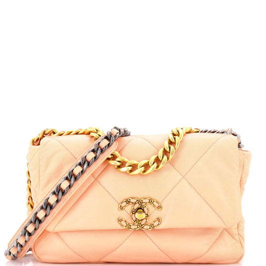19 Flap Bag Quilted Leather Medium