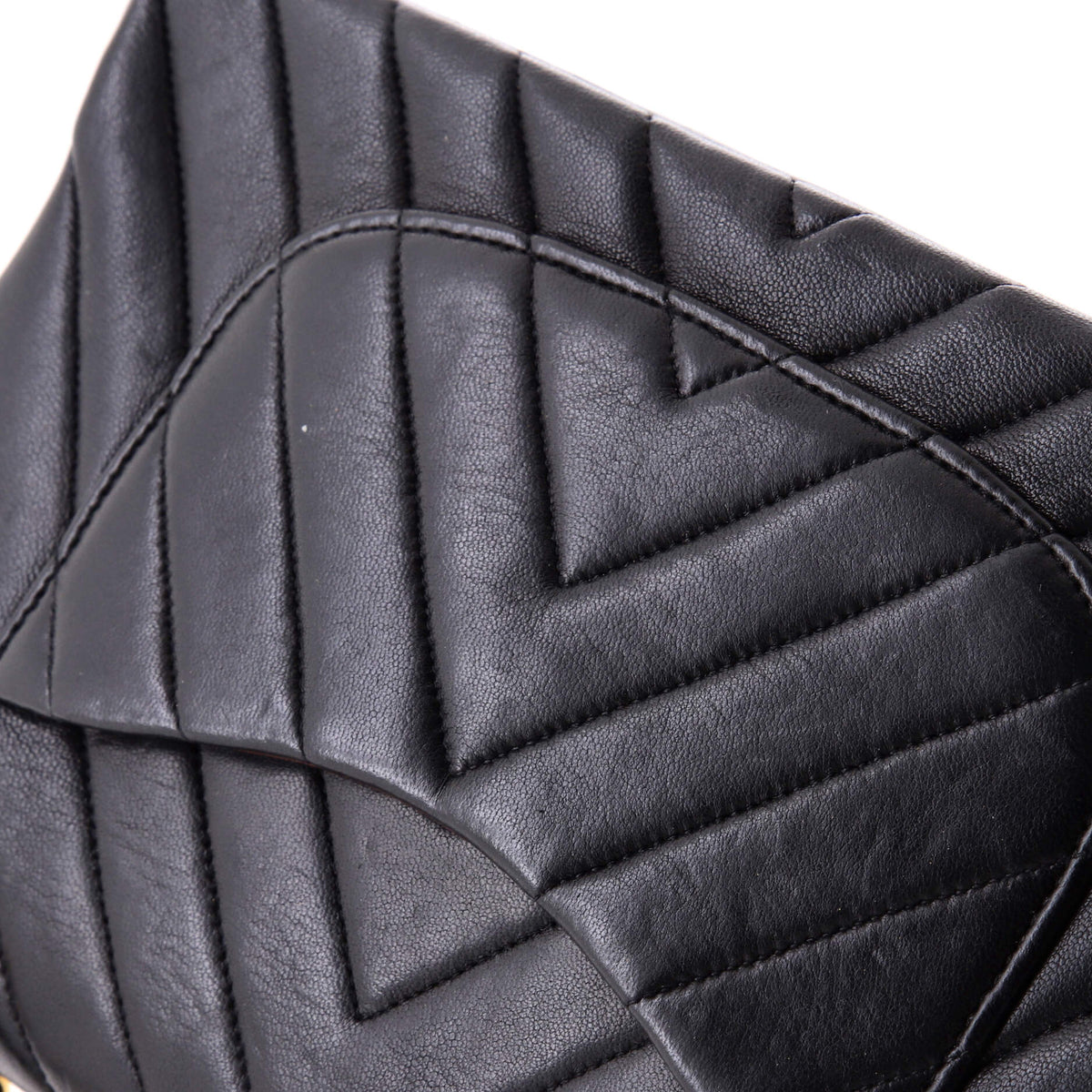 Vintage Classic Double Flap Bag Chevron Lambskin Medium
