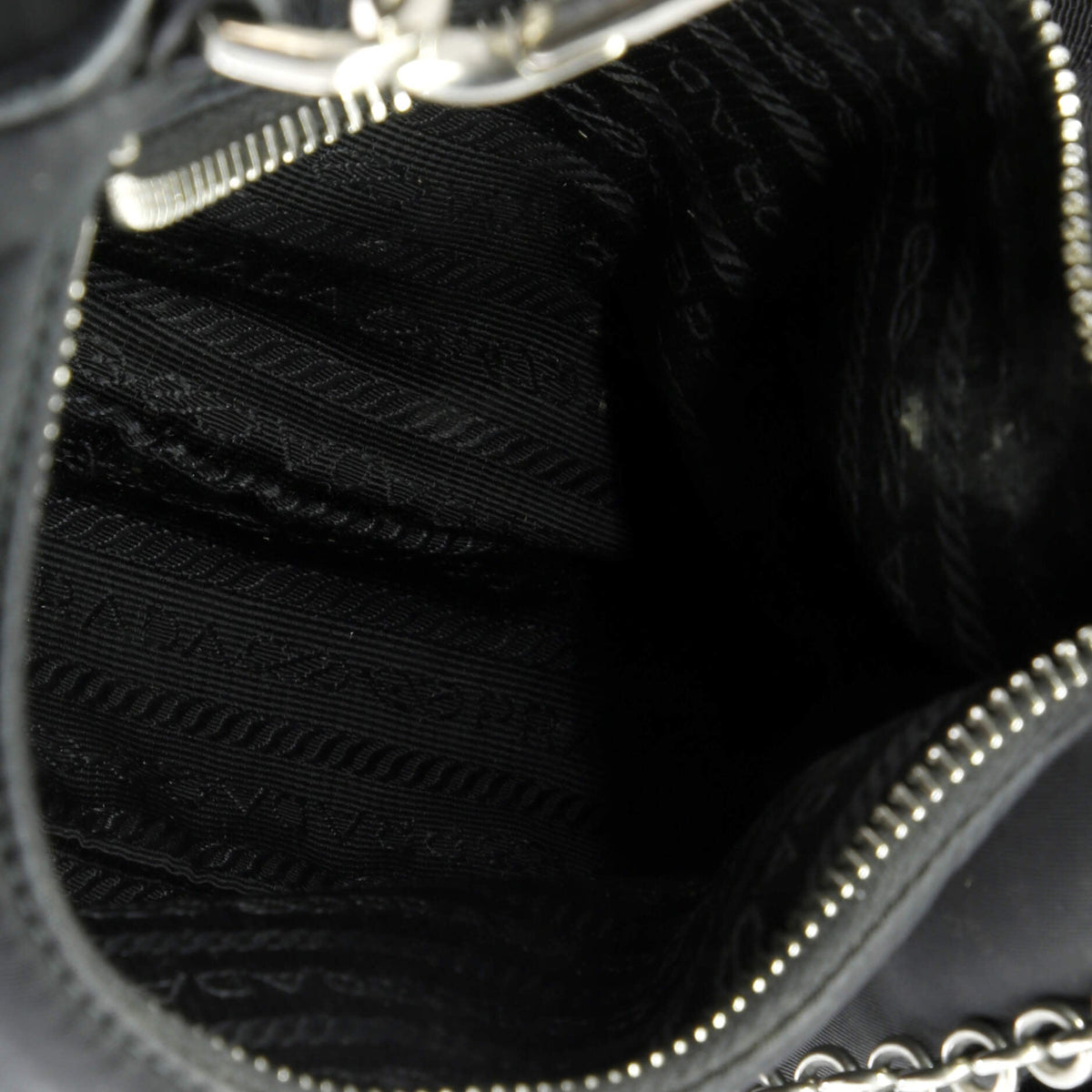Re-Edition 2005 Shoulder Bag Tessuto Small