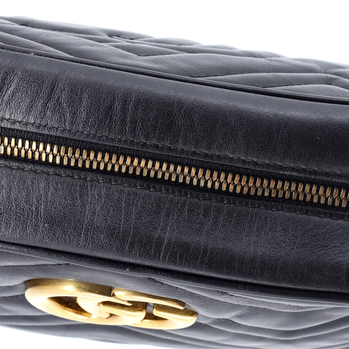 GG Marmont Shoulder Bag Matelasse Leather Small