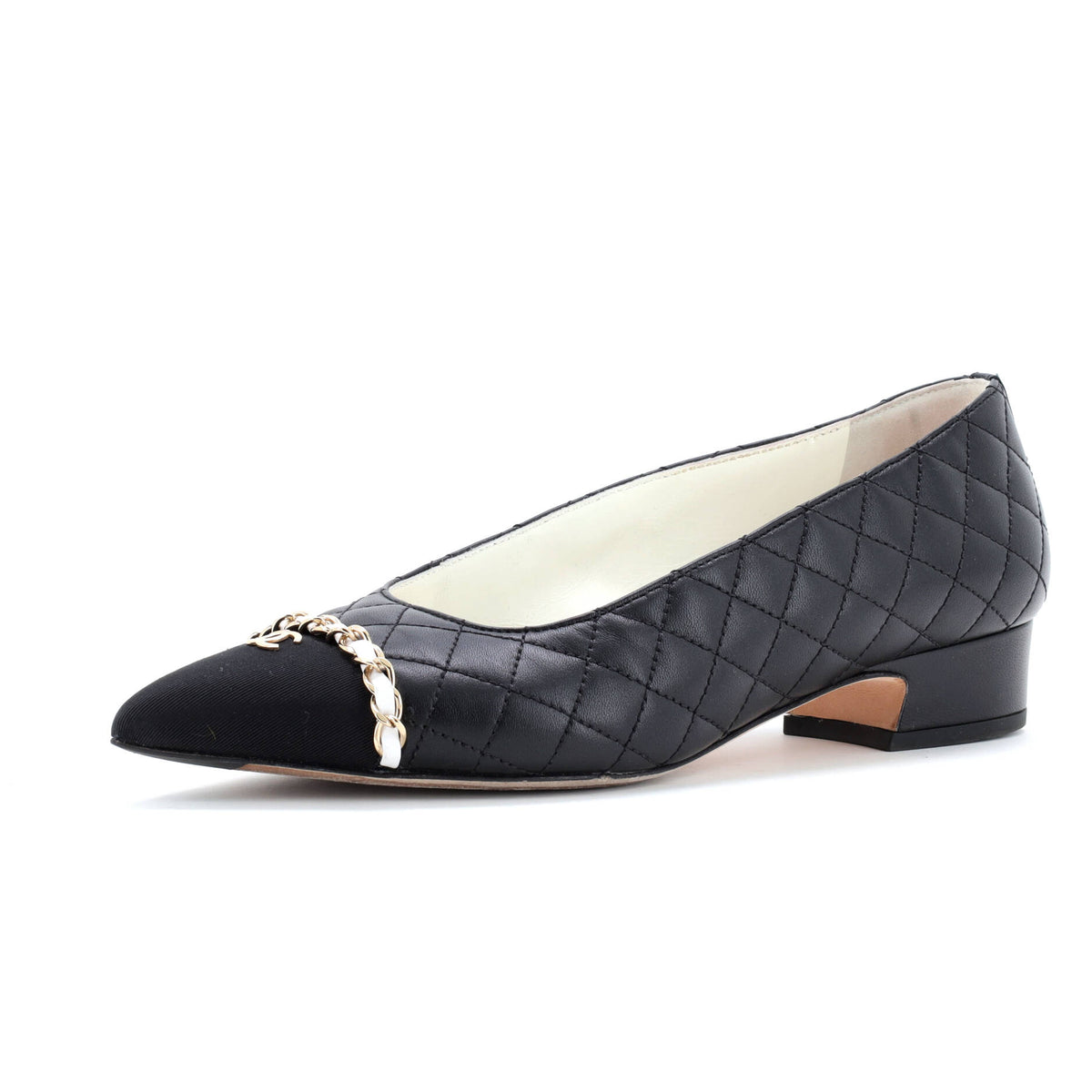 Women's CC Chain Pointed Cap Toe Pumps Quilted Leather with Grosgrain