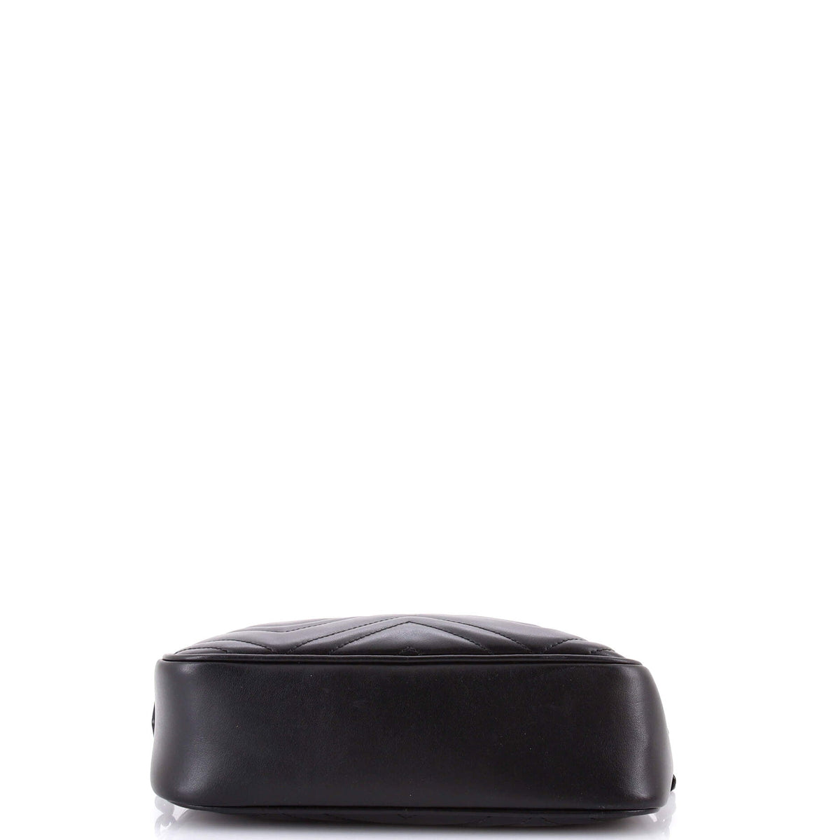 GG Marmont Monochrome Shoulder Bag Matelasse Leather Small