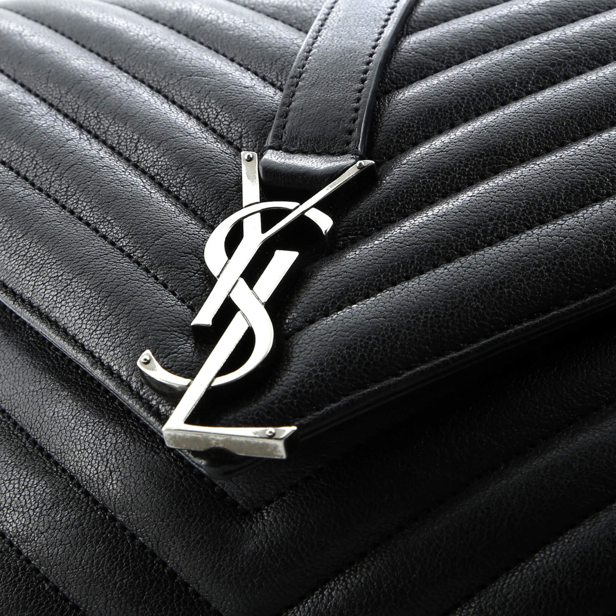 Classic Monogram College Bag Matelasse Chevron Leather Medium