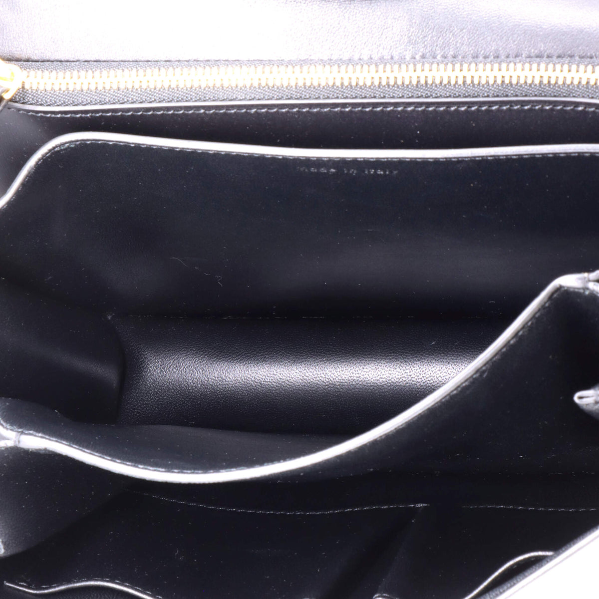 Classic Box Bag Smooth Leather Medium