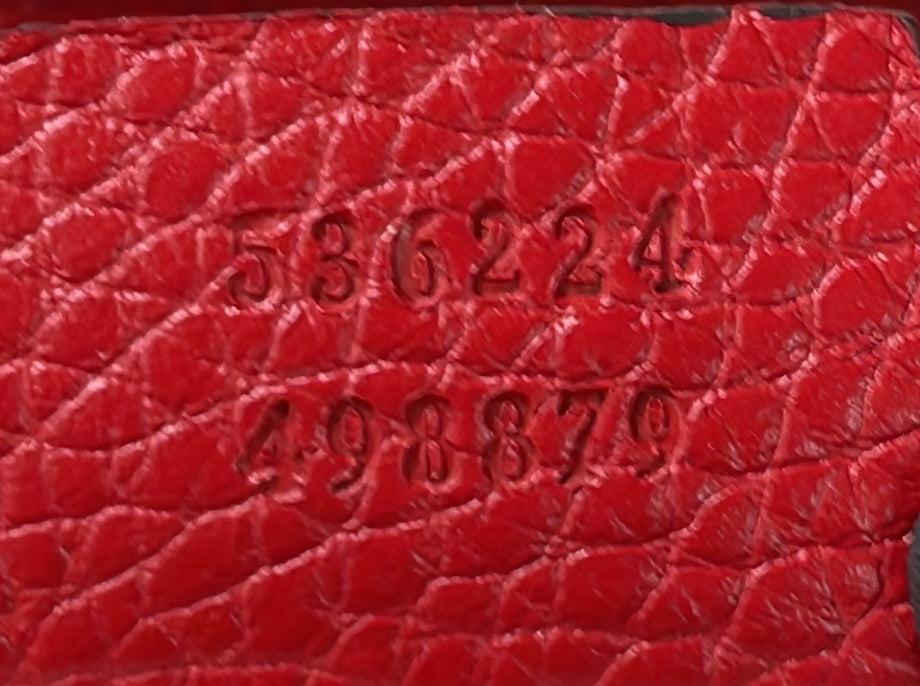 Soho Chain Crossbody Bag Leather Medium