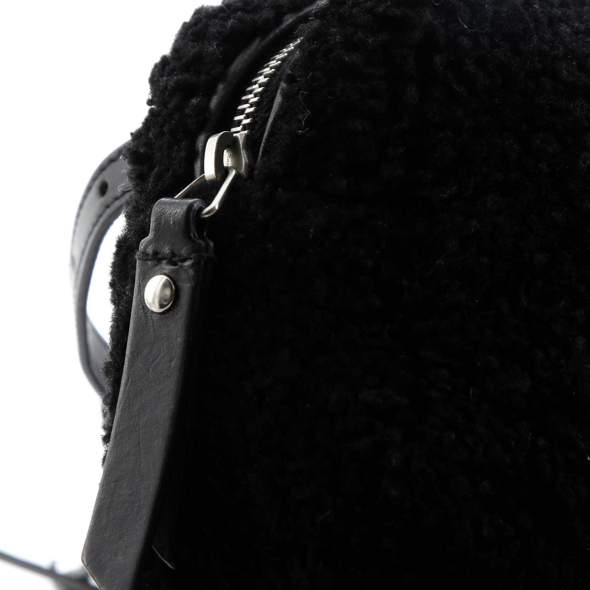 Lou Belt Bag Shearling