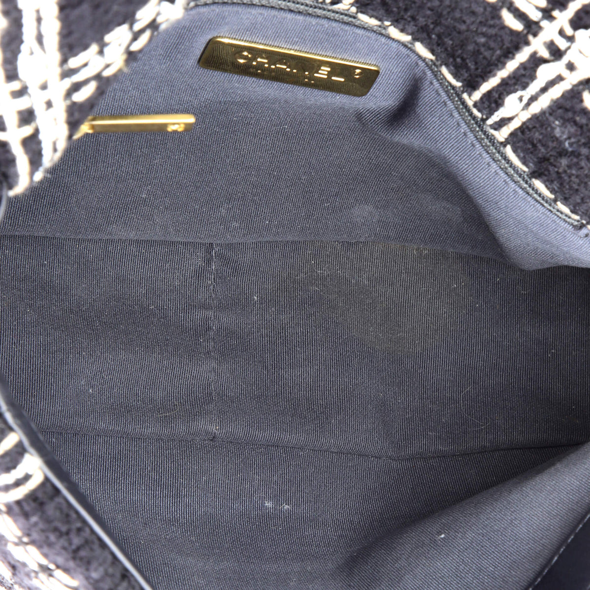 19 Flap Bag Quilted Tweed Medium