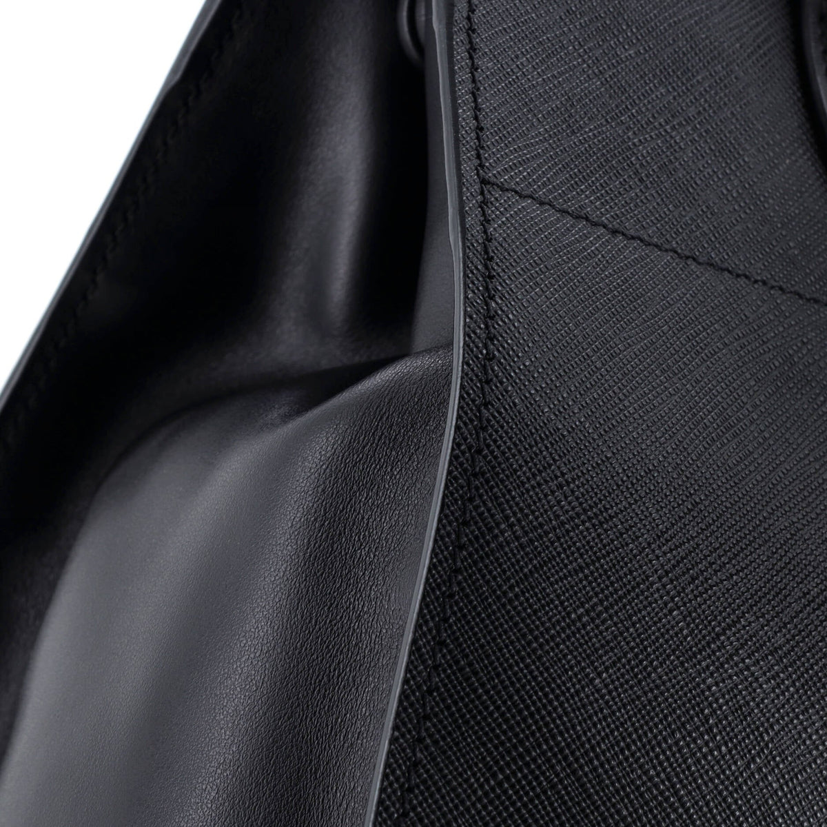 Paradigme Tote Saffiano Leather Medium