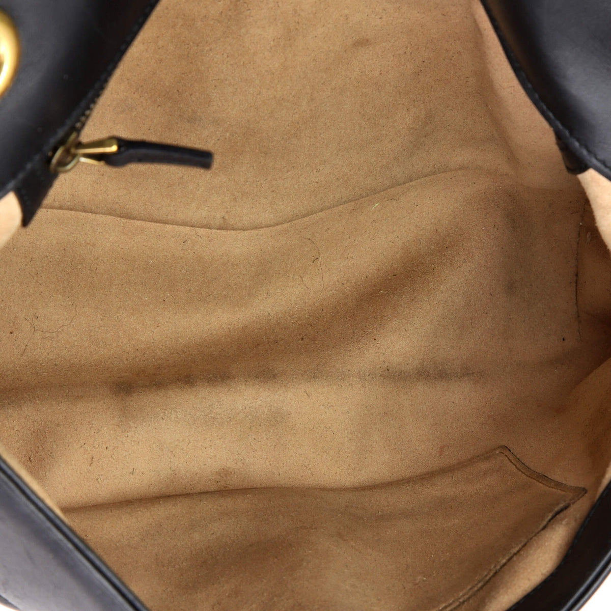 GG Marmont Flap Bag Matelasse Leather Medium