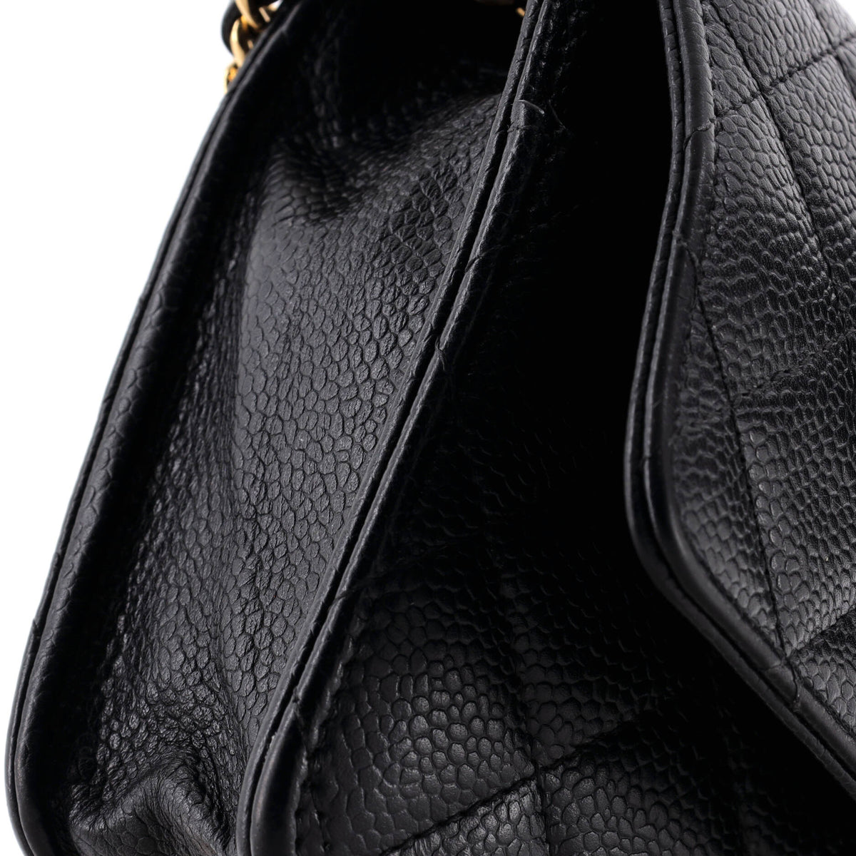 Wallet on Chain Quilted Caviar