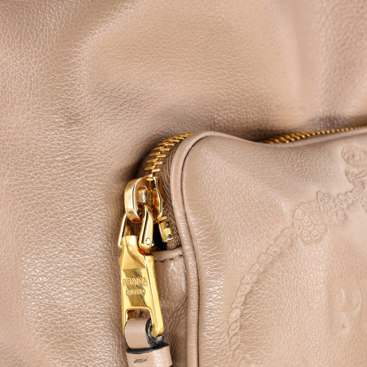 Logo Drawstring Bucket Bag Glace Calf Small