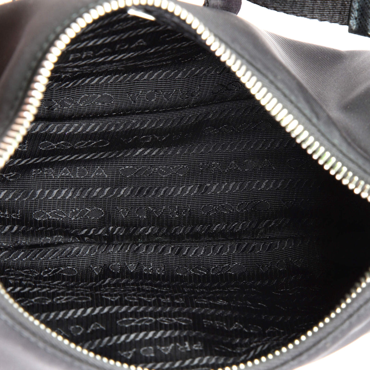 Re-Edition 2005 Shoulder Bag Tessuto Small