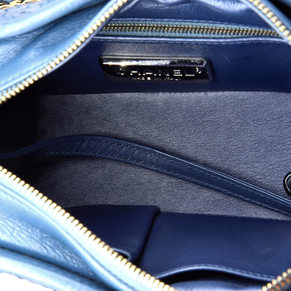 Gabrielle Hobo Python Small
